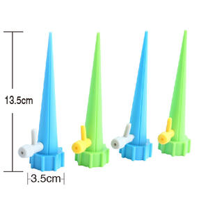 Sistema de Riego Automático para Plantas de Interior, con Estaca de Riego por Goteo y Dispensador de Agua Automático - Product Image 3