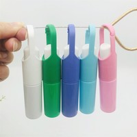 Haute qualité PP plastique de poche taille 20ml noir rose vert bleu violet Fine brume vide vaporisateur de parfum avec crochet en gros