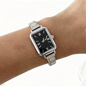 Orologio al Quarzo Classico da Donna in Acciaio Inossidabile Impermeabile con Cinturino Italiano Personalizzabile - Product Image 2