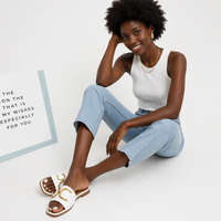 Chaussures pour femmes Zapatos 2025 Nouveauté Luxe Extérieur Design Carré Bout Plat Sandales de Plage Claquettes pour Femmes