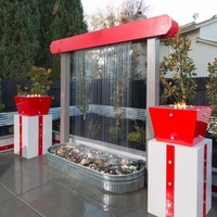 Cascade murale moderne en acier inoxydable pour jardin d'hôtel avec éclairage en option, conception paysagère extérieure