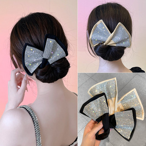 <span class=keywords><strong>Accessoire</strong></span> pour cheveux DIY pour femmes : Outil de coiffure fait main Magic Twist en tissu, antidérapant, avec motif floral et nœud imprimé coloré, pour <span class=keywords><strong>chignon</strong></span> et coiffures de fête - Product Image 2