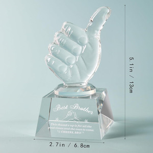 Trophée du meilleur frère/soeur Crystal Award Pouce Geste de la main Sculpture en verre Statue Presse-papiers et cadeau d'anniversaire d'un ami adulte - Product Image 5