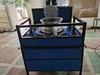Machine à polir les roues en acier inoxydable portable et personnalisable avec moteur de 5,5 kW, engrenage et roulement pour le meulage de surfaces miroir