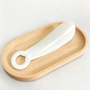 Chausse-pied en plastique de voyage pour hommes et femmes, facile à utiliser pour bottes et chaussures, articles de toilette <span class=keywords><strong>d</strong></span>'hôtel, logo personnalisé - Product Image 5
