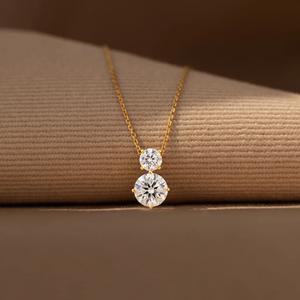 Collar de Plata de Ley 925 con Colgante Geométrico Simple y Moderno con Circonitas para Mujer, Regalo para Boda, Cumpleaños, San Valentín - Product Image 1