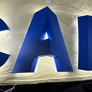 Lettres 3D en acier inoxydable personnalisées avec rétroéclairage LED pour la publicité, la décoration, les devantures de magasins, les réceptions, les murs - Product Image 1