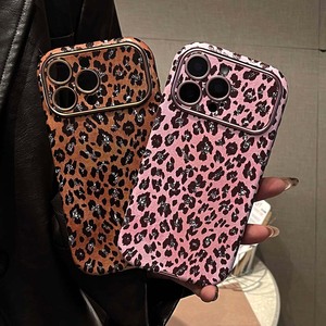 Funda de teléfono con estampado de leopardo bicolor rosa y marrón para iPhone 17 Pro Max, funda suave para 16/15/14, estilo chica picante de nicho - Product Image 1
