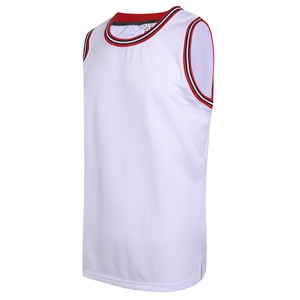 Camiseta Deportiva Moderna de Dos Tonos, Tejido de Punto, Paneles Transpirables de Secado Rápido, Ajuste Ceñido al Cuerpo para Estilos de Vida Activos - Product Image 1