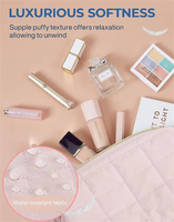 Organisateur de maquillage en nylon de grande capacité de haute qualité rembourré rembourré matelassé à la mode sac cosmétique de voyage fermeture éclair pour