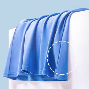 Custom OEM ODM Anti-wrin Base Layer 200 Gsm Unisex T-Shirt 100% Cotton Plain Bulk T Shirt for Men and Women - Product Image 6