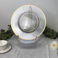 Premium 13 pouces Party Banquet Transparent en plastique clair or jante vague cannelée chargeur plaque pour mariage dîner réception