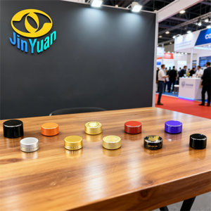 Bouchon en aluminium-plastique avec texte/logo/motif en relief sur le dessus/côté et blocs de pondération pour bouteilles de vodka, whisky, tequila, brandy - Product Image 4