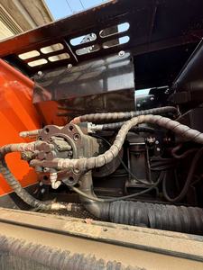 Excavadora de cadenas Doosan DX225LCA usada, original coreana, de 22 toneladas, con motor, bomba y transmisión Isuzu, modelo 2024 - Product Image 5