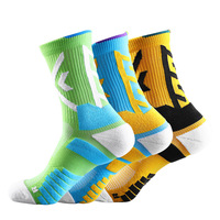 Chaussettes de course longue distance avec coussinets en tissu éponge, ventilation en maille, évacuation rapide de la transpiration, orteils et talon renforcés, chaussettes de sport