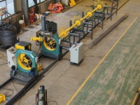 Machine de soudage de cages de pieux en béton avec robot de soudage automatique