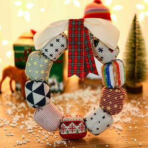 Nouvelle couronne de Noël en tissu pour décoration de porte, couronne en tissu, nœud, fournitures de décoration pour hôtels et centres commerciaux - Product Image 3