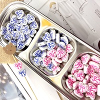 Perles en céramique motif arc graffiti faites à la main 14*14.5mm perles en porcelaine en forme de coeur accessoires de bijoux à bricoler soi-même
