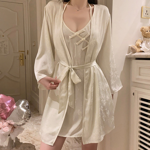 Nueva ropa interior de Jacquard simple de talla grande Pure Attraction cuello Halter sin espalda vintage chino camisón bata traje de Casa 4691 - Product Image 4