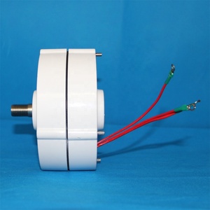 Alternadores de Imán Permanente sin Engranajes Trifásicos de 100w 12v 24v CE, Generadores de CA de 130W SMARRAD - Product Image 1
