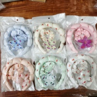 Set Bando Spons Awan Motif Polkadot Ceri yang Lucu dengan Ikat Rambut & Jepit Bunga Senada untuk Perawatan Kulit, Cuci Muka, Spa, Rias Wajah, Yoga