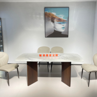 Table de salle à manger rectangulaire en marbre moderne de luxe Design élégant en métal pour le bureau à domicile ou l'hôtel pour les meubles de salle à manger