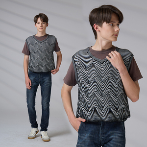 Chaleco de Golf Personalizado ODM 100% Algodón con Jacquard Ondulado, Cuello en V, Sin Mangas, Holgado, para Hombres y Niños - Product Image 1