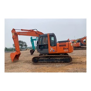 Excavatrice Hitachi EX120/ZX120 d'occasion, importée, de haute qualité, 12 tonnes, modèle 2022, godet de 0,52 m, moteur Honda - Product Image 2