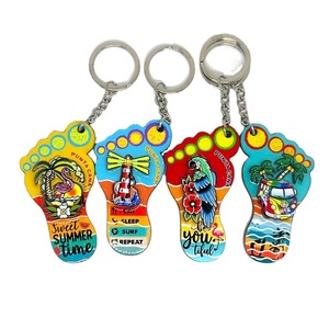 Porte-clés en MDF en forme de pied double face, <span class=keywords><strong>pas</strong></span> <span class=keywords><strong>cher</strong></span>, en gros, souvenir de Punta Cana, République dominicaine - Product Image 1