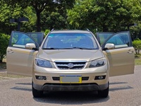 Voitures chinoises BYD S6 d'occasion à bas prix, configuration élevée, fonctions polyvalentes, économiques en carburant et durables, stock important disponible