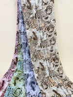 Kain Jacquard Rajut Brokat Bunga Mawar 3D Cetak Mewah 150D 100% Poliester 220gsm Tahan Kusut untuk Pakaian Anak Perempuan