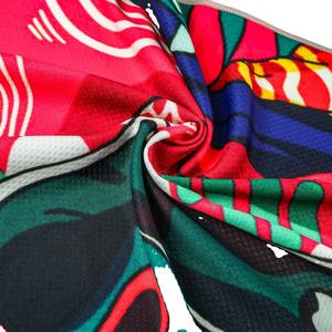 Imprimé personnalisé extérieur Dissipation de la chaleur sport refroidissement double couleur magique serviette de glace serviette froide pour le sport - Product Image 6