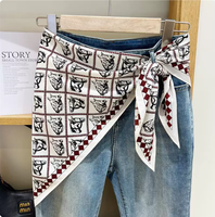 Op maat gemaakte logo zachte katoenen letter paisley geprinte zoomverlenger gelaagde heupbeschermer bandana bijpassende decoratie voor jeans