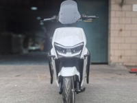 Trottinette de Mobilité Partagée Alia Streetbikes, Moteur 72V, Vitesse >80km/h, Système de Batterie Interchangeable, Châssis Renforcé pour