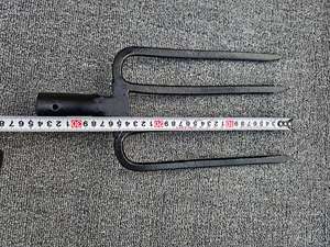 Tête de fourche <span class=keywords><strong>à</strong></span> <span class=keywords><strong>4</strong></span> <span class=keywords><strong>dents</strong></span> haute résistance pour <span class=keywords><strong>fumier</strong></span>, foin et terre, en acier soudé - Product Image 4