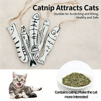 Jouet pour chat en forme de poisson à mâcher avec logo personnalisé en gros - Design classique et adorable, matériaux écologiques en bois et sisal