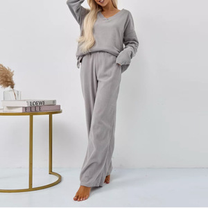 Personalizado Invierno Cálido <span class=keywords><strong>Mujer</strong></span> <span class=keywords><strong>Polar</strong></span> Fleece Pijamas Manga Larga Femme Grueso Felpa Fleece Pijamas 2 piezas <span class=keywords><strong>Polar</strong></span> Pijamas de <span class=keywords><strong>mujer</strong></span> - Product Image 1