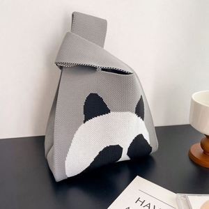 Sac à main en crochet à motif de panda de dessin animé, mini sac fourre-tout tricoté mignon pour femmes, cadeau tendance - Product Image 3