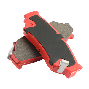 D556 <span class=keywords><strong>prix</strong></span> d'usine de gros plaquettes de rupture automatique pièces de voiture sans amiante système de freinage plaquettes de frein pour Suzuki - Product Image 2