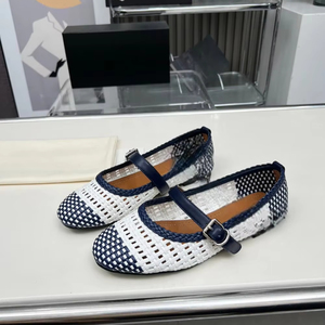 Zapatos Planos Mary Jane Tejidos en Azul Marino y Blanco para Mujer, con Correa de Hebilla y Punta Redonda - Product Image 1