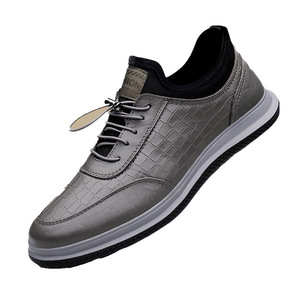 Chaussures de sport décontractées en cuir pour hommes, style coréen, antidérapantes, résistantes à l'usure, pour étudiants - Product Image 5