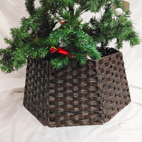 Jupes de base de sapin de Noël modernes en rotin naturel tressé à la main pour décoration intérieure et événements