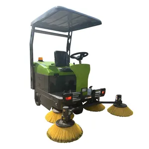 Road sweeping machine with dual brush heads Sweeper