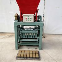 Machine à fabriquer des briques Hopper 4-35B / Faible investissement, retour sur investissement rapide, production continue, cycle de 35 secondes, moules multiples interchangeables