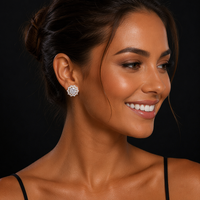 Anting-anting Stud Halo Bunga Matahari Mewah Bertabur CZ, Lapisan Emas 18K, Perhiasan Kuningan, Hadiah Pernikahan/Pesta untuk Wanita