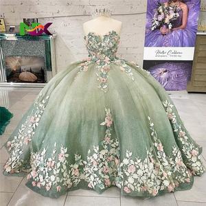 فستان زفاف بتصميم قلب، فستان كوينسيانيرا بكتف مكشوف، فستان أحمر من التول مع تطريزات دانتيل، فستان كرة للحفلات والمناسبات، فستان حلو - Product Image 1