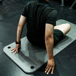 Hoogwaardige waterdichte EVA yogamat voor oefeningen, duurzaam, comfortabel, op maat gemaakte antislip textuur, pilatesmat met ophanggaten - Product Image 6