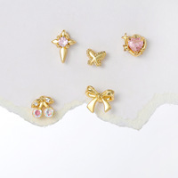 Boucles d'oreilles clous en forme de cœur et de nœud en zircon coloré plaqué or 18 carats Zuola, avec fermoir à vis, pour fille