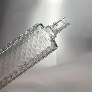 Fabricante por atacado barato personalizado garrafa de vodka de uísque transparente 750ml 500ml
