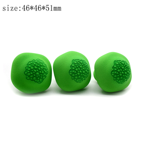 Nouvelles tendances beauté : Outils de conception originale pour créer des taches de rousseur (éponges) - Product Image 3